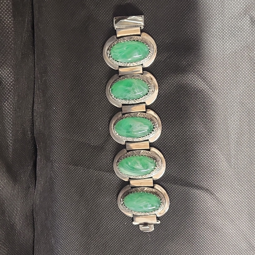 Vintage rustic silver tone bracelet